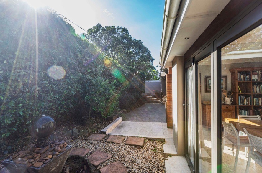 5 Bedroom Property for Sale in Nahoon Eastern Cape